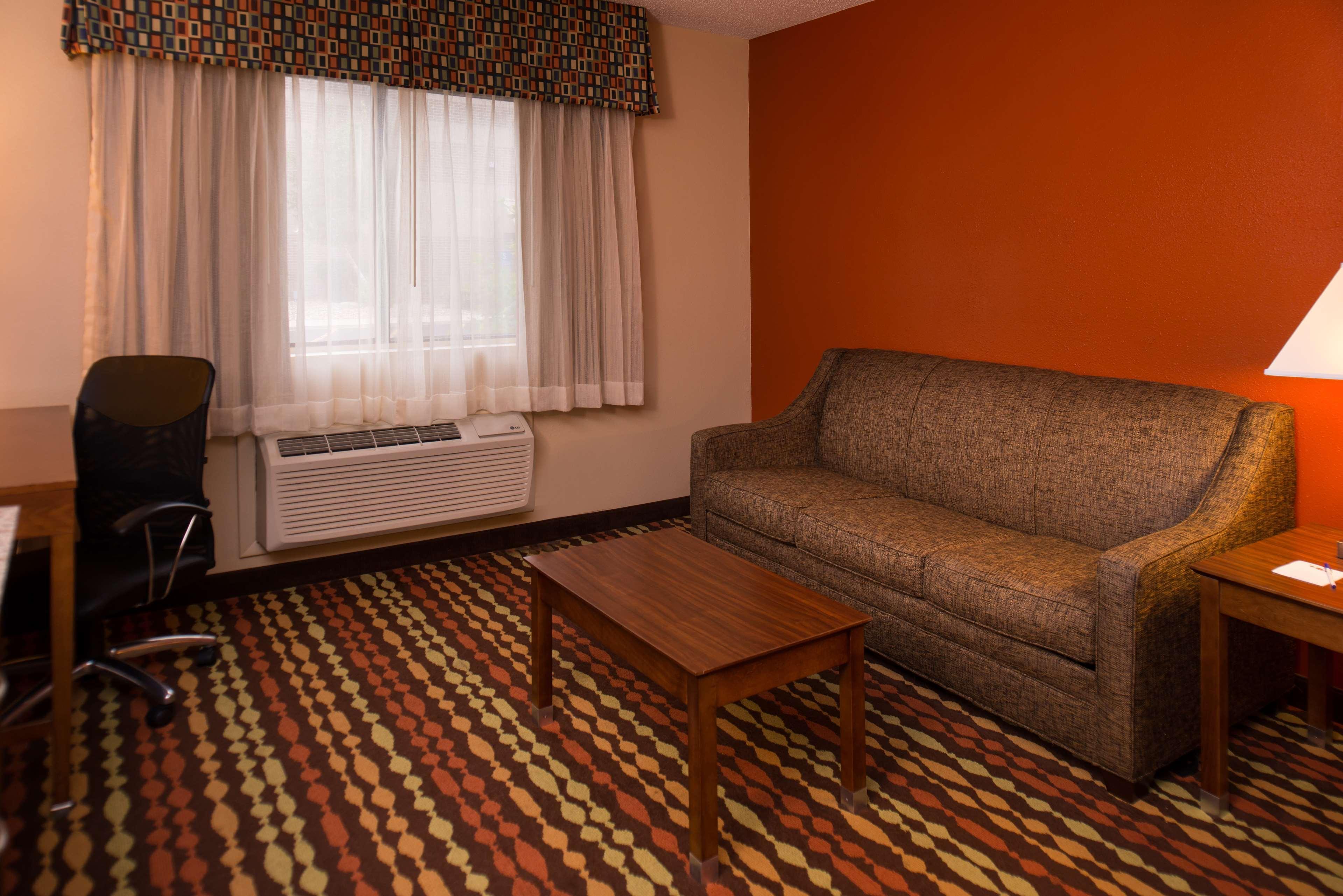 Best Western Ambassador Inn & Suites Wisconsin Dells Eksteriør bilde