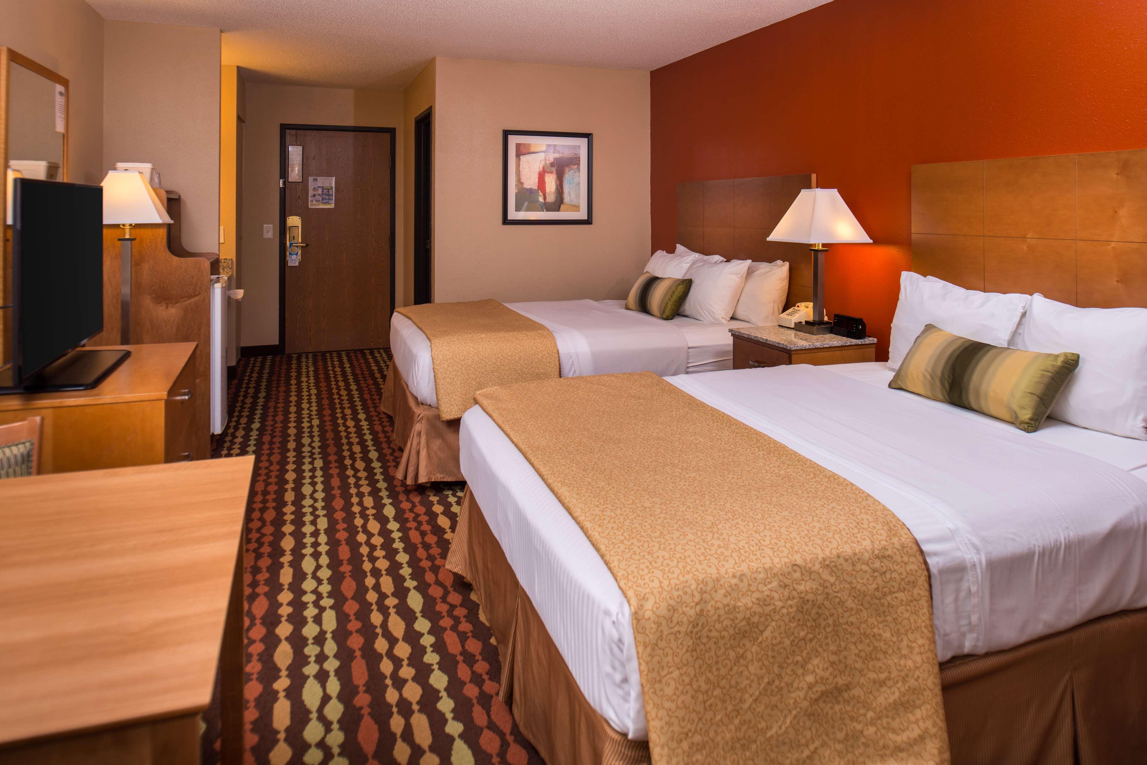Best Western Ambassador Inn & Suites Wisconsin Dells Eksteriør bilde