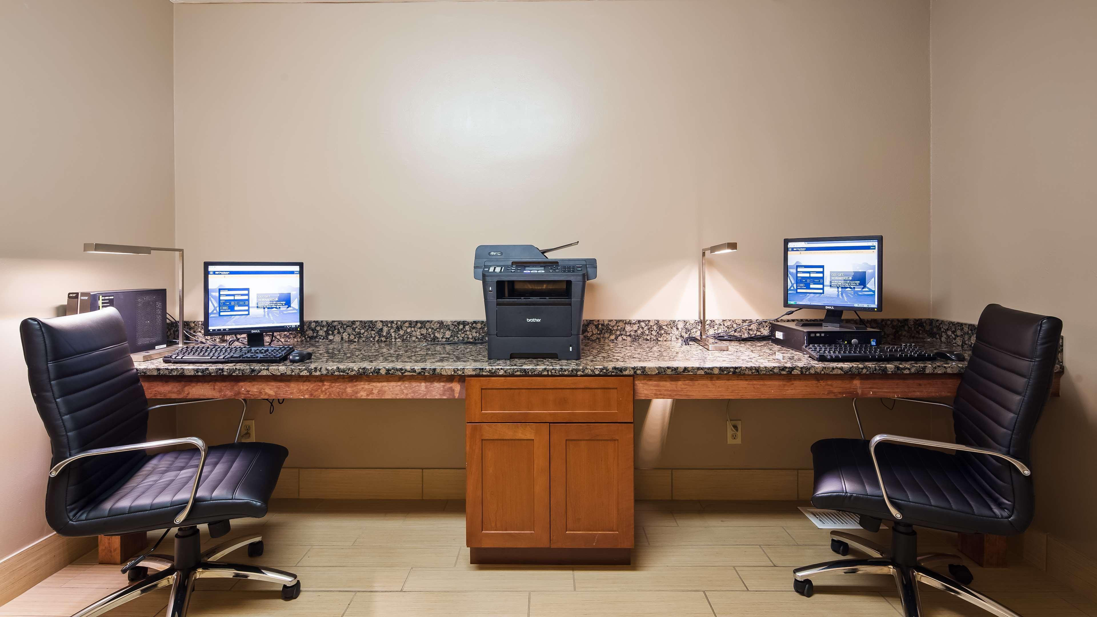Best Western Ambassador Inn & Suites Wisconsin Dells Eksteriør bilde