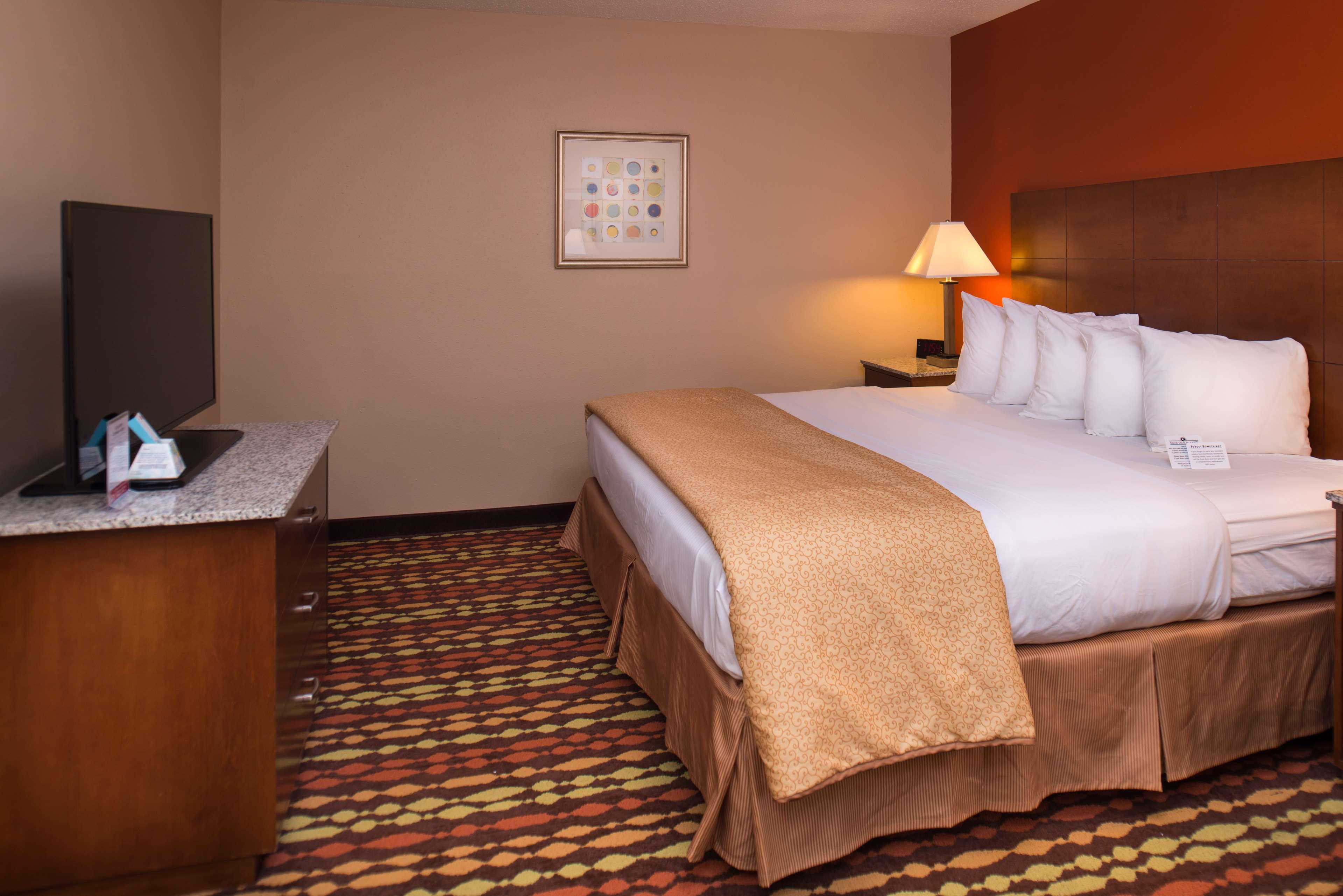 Best Western Ambassador Inn & Suites Wisconsin Dells Eksteriør bilde