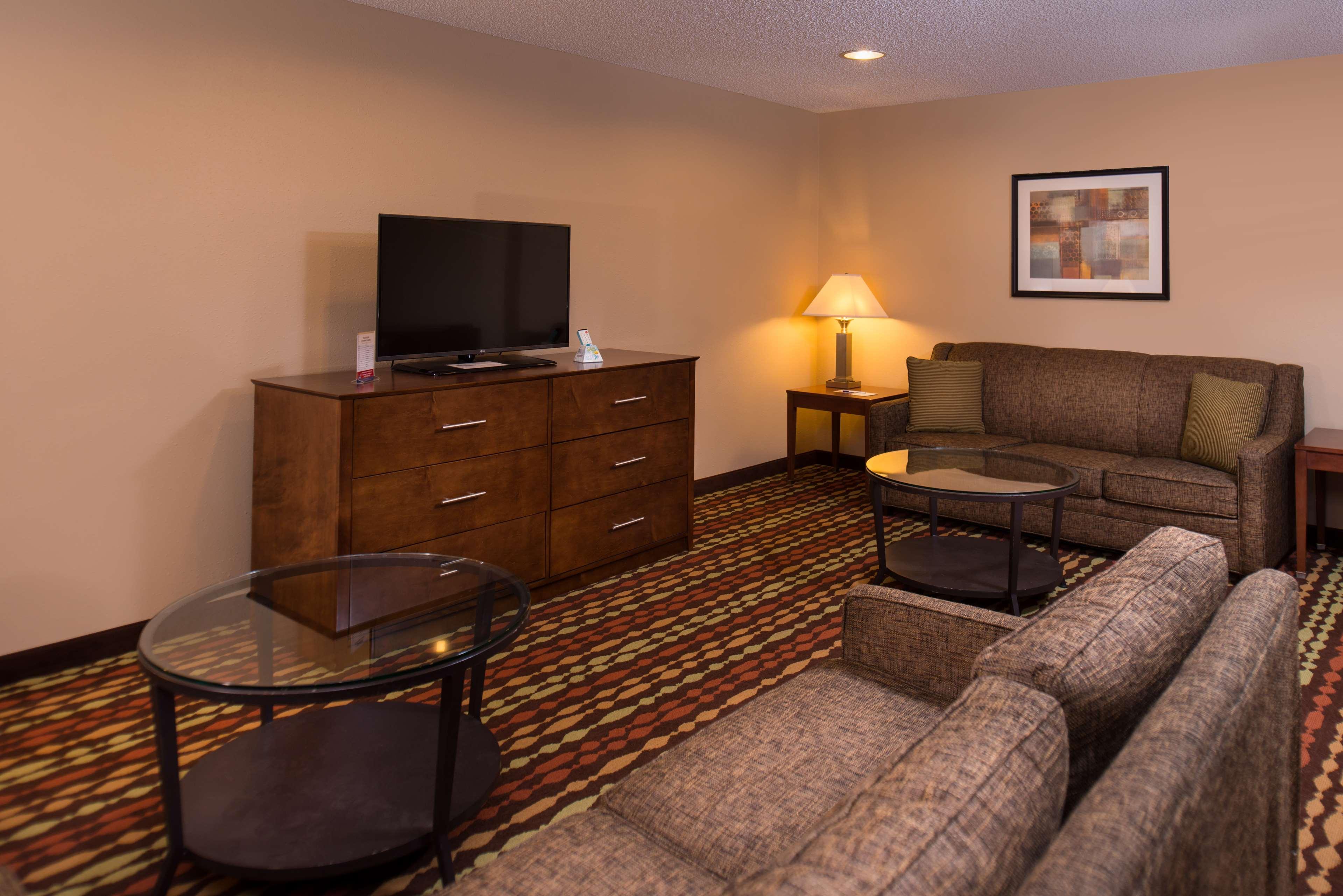 Best Western Ambassador Inn & Suites Wisconsin Dells Eksteriør bilde