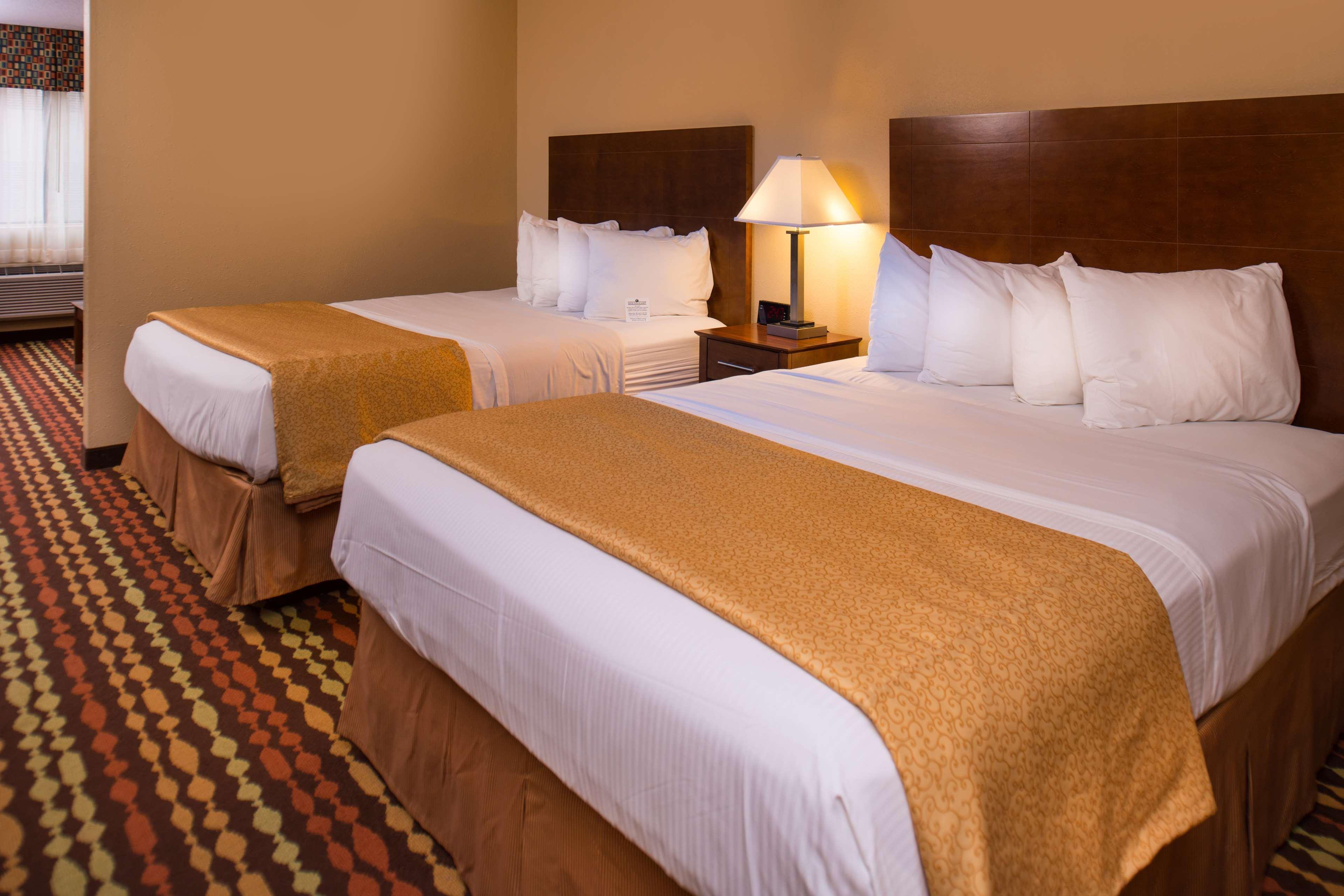 Best Western Ambassador Inn & Suites Wisconsin Dells Eksteriør bilde