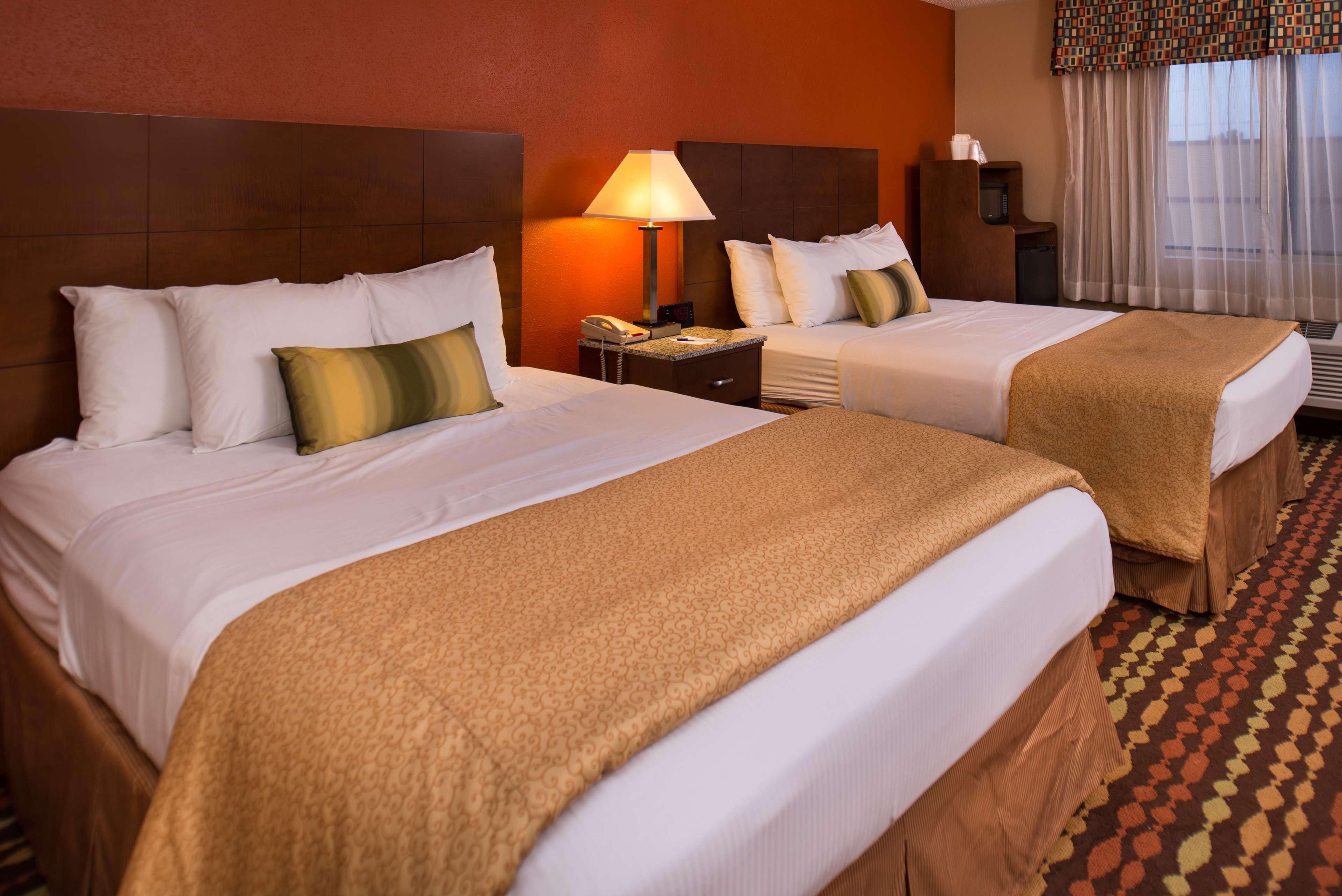 Best Western Ambassador Inn & Suites Wisconsin Dells Eksteriør bilde