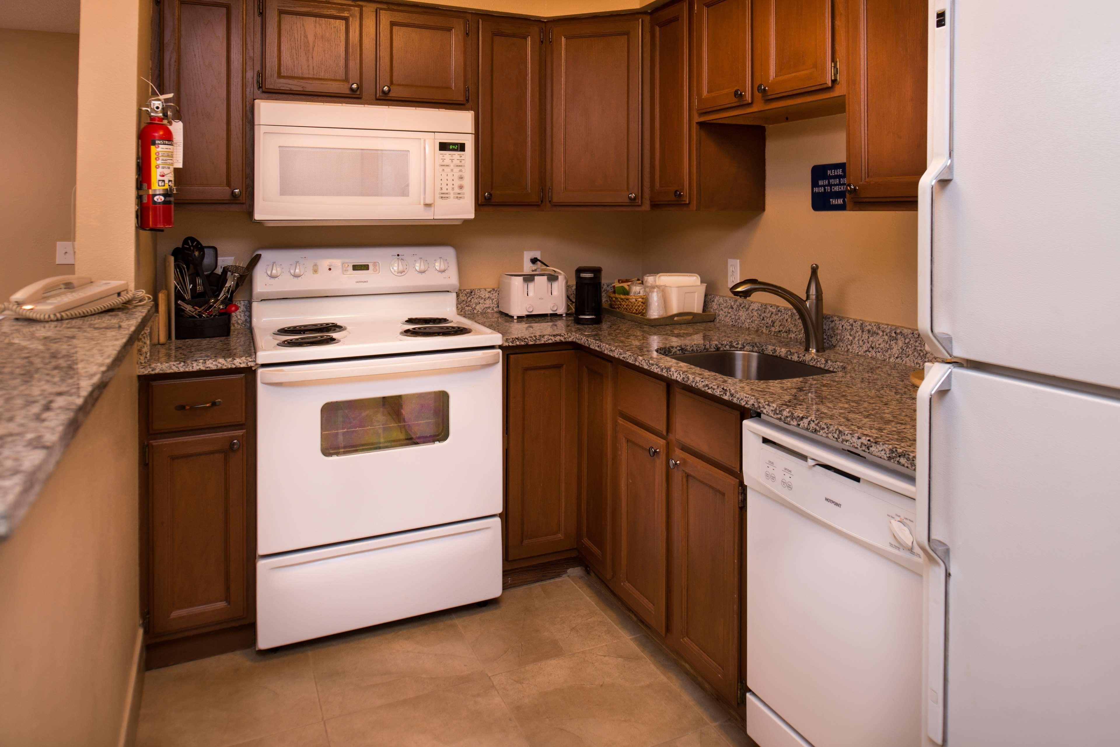 Best Western Ambassador Inn & Suites Wisconsin Dells Eksteriør bilde