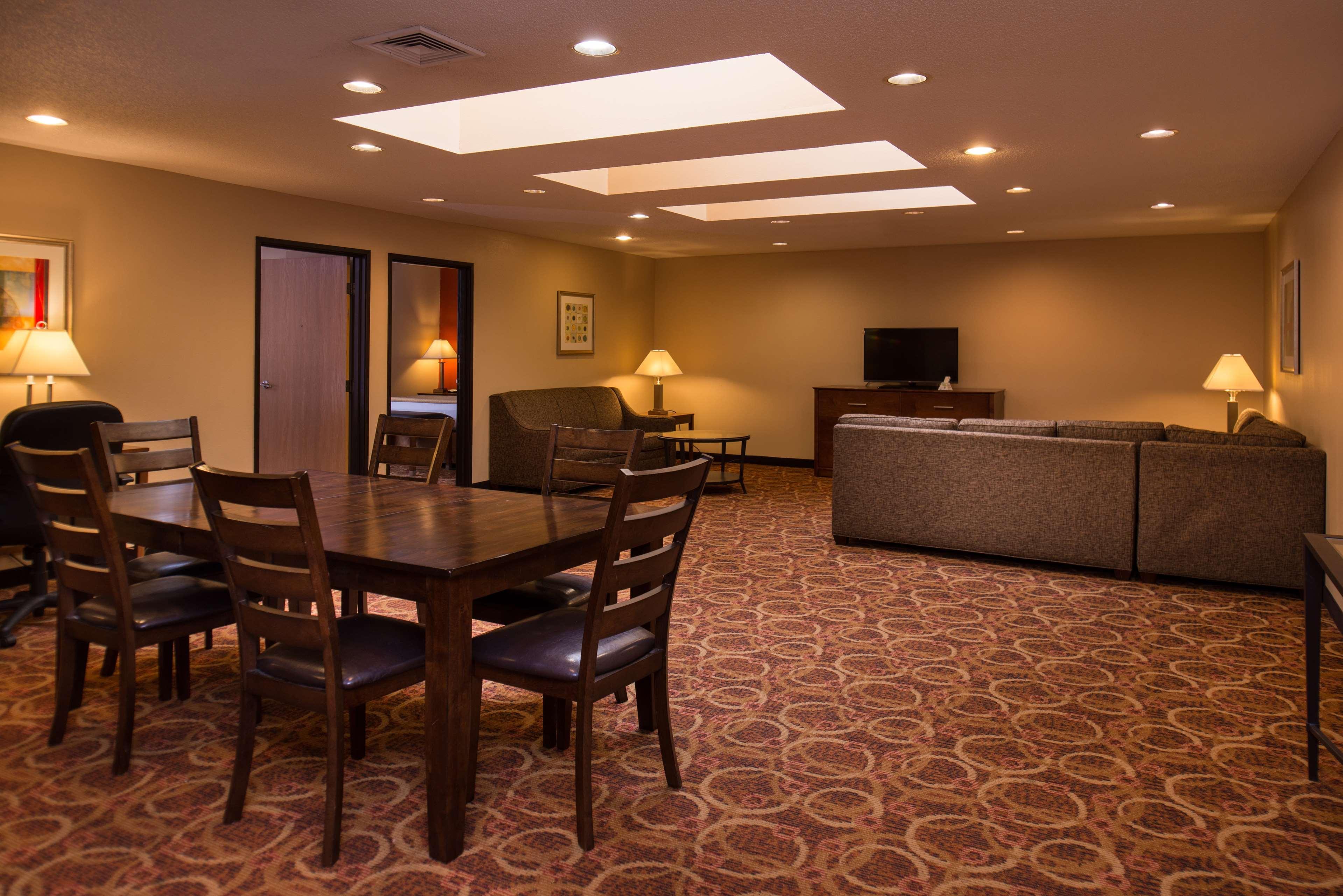 Best Western Ambassador Inn & Suites Wisconsin Dells Eksteriør bilde