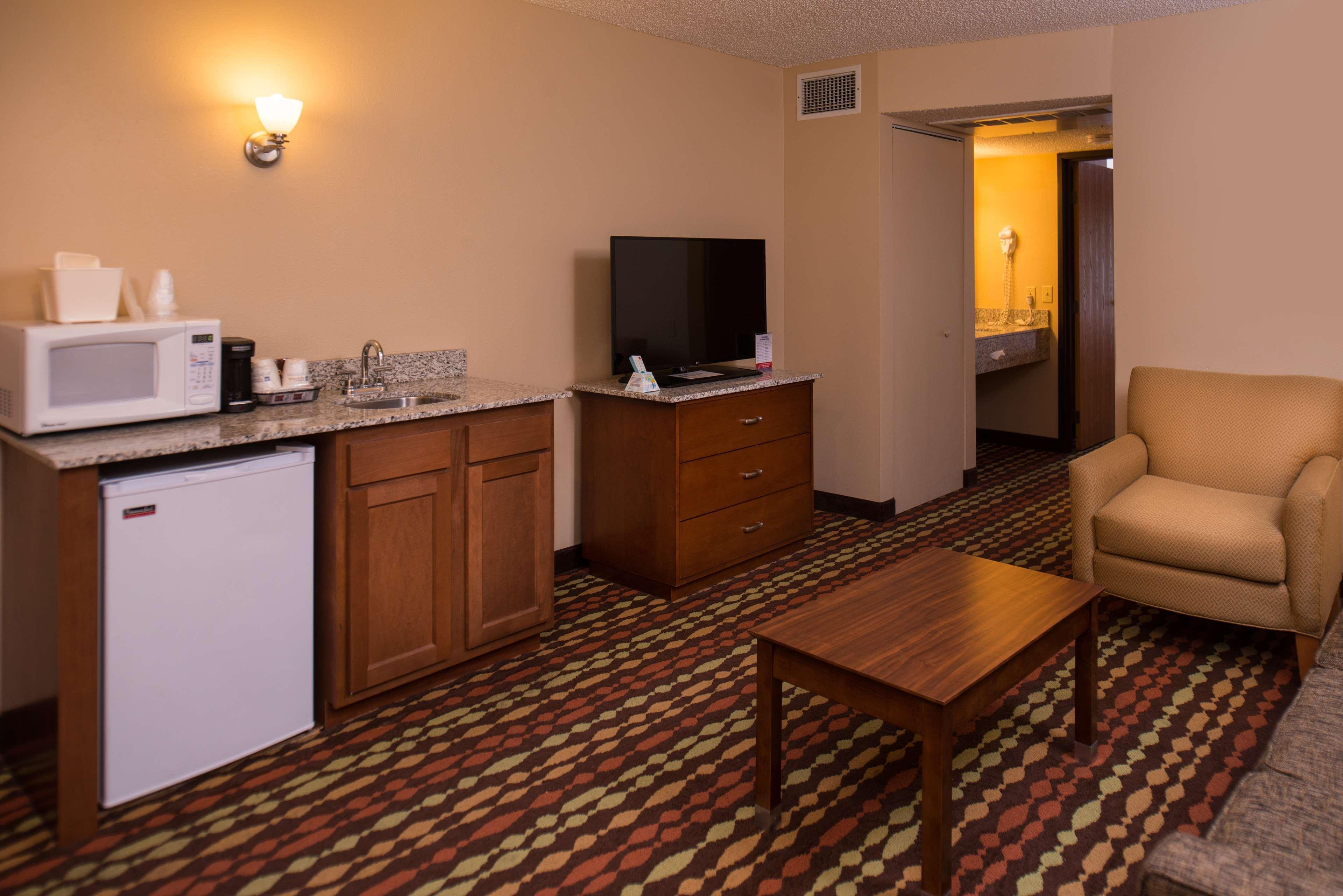 Best Western Ambassador Inn & Suites Wisconsin Dells Eksteriør bilde